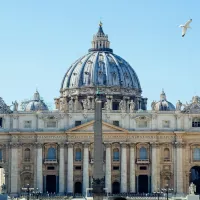 Basilique Saint-Pierre dans la cité du Vatican. ©Unsplash