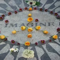 Hommage à John Lennon à Central Park, à New York. © Wikicommons