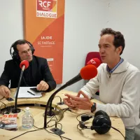 Amaury Guillem et Alexis Leproux dans les locaux de ©Dilaogue RCF