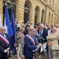 Violences urbaines : un rassemblement en solidarité avec les victimes des émeutes devant la Mairie de Metz