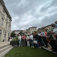 Rassemblement citoyen devant la mairie du Puy en Velay