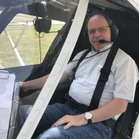 Stéphane Jourdain , prêtre pilote d'ULM © RCF