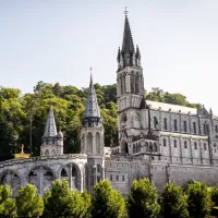 Basilique de l'Immaculée-Conception de Lourdes, France. ©Unsplash