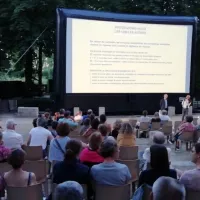 Des séances auront notamment lieu au jardin des Prés Fichaux © Maison de la Culture de Bourges.