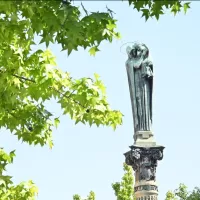 Procession du 15 août à Metz : retour sur la rénovation de la colonne de la Vierge place Saint-Jacques  (Photo : metz.fr)