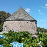 Le pigeonnier du manoir ©RCF Manche