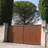 Le monastère des rédemptoristines de La Ribiane, dans la Drôme, est située sur un terrain de 1.000 mètres carrés ©Wikimédia commons