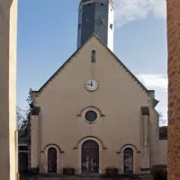 L'église Saint-Gilles de Pont-de-Gennes © Jean-Pierre Fernandez