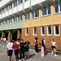 L'école Anne Godeau de Raismes rénovée selon la technique EnergieSprong Crédit RCF Hauts de France Anne Henry