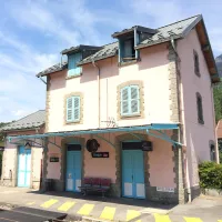 L'ancienne gare de Chedde, qui fait l'objet d'une réhabilitation à Passy. ©Wikipédia