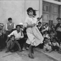 Sabine Weiss, Gitans, Saintes-Marie-de-la-Mer, 1960