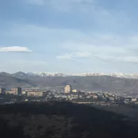 Vue de la capitale de Stepanakert, capitale du Haut Karabakh en 2021. Crédit photo : Antoni Lallican /Hans Lucas