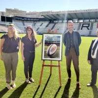 Ce timbre a été présenté en avant-première au stade Mayol de Toulon. @TS