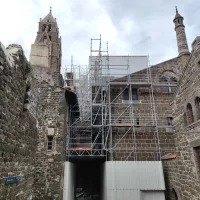 Les travaux à la cathédrale du Puy-en-Velay vont concerner le logis des clergeons. ©RCF Haute-Loire