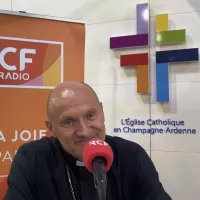 Mgr Touvet depuis la Foire de Châlons - @ChristopherFausten