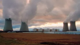 Wikipédia - La centrale de Dampierre dans le Loiret.