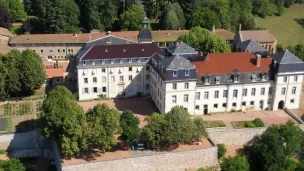 L'abbaye de la Pradines