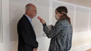  Jean-Philippe Guignard, président du Comité Départemental Olympique et Sportif de la Vendée, au micro de Fanny Brevet