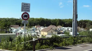 Un campement de gens du voyage