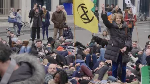 © Nour Films- Une manifestation d'Extinction Rébellion dans le film "Une fois que tu sais"