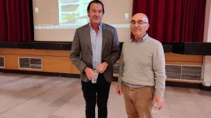 Michel Benard, fondateur du bureau d'études "Infra services" et Vincent Nalin, chargé de mission à l'Agence de l'eau Loire Bretagne. © RCF - Hugo Sastre.