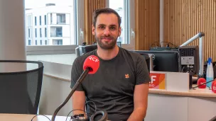 Yves Marie BelloT dans Le Plateau de Jeu - © RCF Lyon