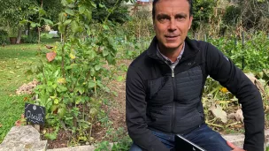 Olivier Mignon, le fondateur des Nouveaux Potagers à Bordeaux propose aux entreprises de redistribuer le fruit de leurs potagers à la Banque Alimentaire de Gironde, © Clément Guerre