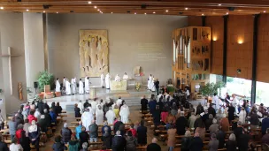 Messe d'ordination diaconale en l'église Sainte-Bernadette d'Annecy