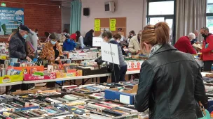 La foire aux livres de Secours des Hommes à Guipavas © Christophe Pluchon, 2021