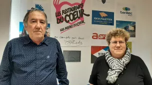 Loïc Spagnol, président de Restos du coeur du Finistère et Annick Mobihan, adjointe du responsable du centre de Landivisiau. © Julie Rolland