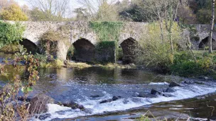 © RCF Anjou - Le pont médiéval de Bohardy, construit en 1465