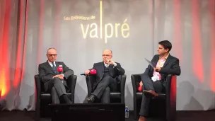 de gauche à droite : Pascal Mailhos, Bernard Cazeneuve, Jean-Baptiste Cocagne - © RCF Lyon