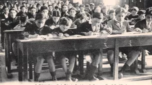 École Primaire Supérieure de garçons de Brignoles (Var), carte postale du début XXe siècle ©Wikimédia commons