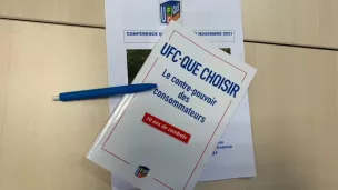 Le livre retrace 70 ans de combats de l'UFC-Que-Choisir