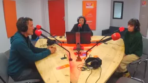 Une partie des invités dans les studios de Marseille. DR