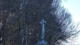 Calvaire chapelle Notre Dame de Becquerel à Plougoumelen ©RCF Sud Bretagne