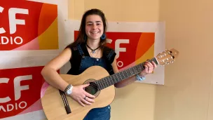 Juliette Lacheray, jeune chanteuse drômoise de 21 ans a sorti en juin dernier son premier album. 