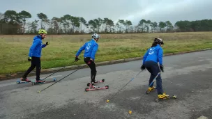 Pratique du biathlon avec du ski-roue ©RCF 