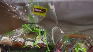 Panier festif de Ferm'andises magasin de producteurs St Denis les Bourg