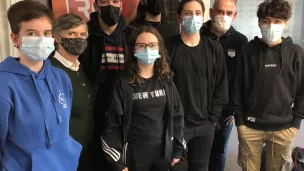 Les élèves et enseignants du Lycée Jean XXIII