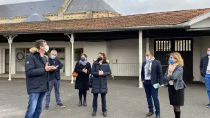 La rectrice de Nouvelle-Aquitaine Anne Bisani-Faure a inauguré le dispositif 30 minutes de sport par jour à l'école au Haillan ©Céline Moreau