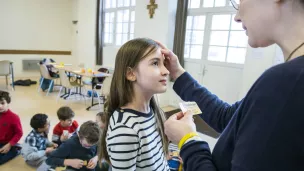 "Quand on bénit quelqu’un, c’est une manière de reconnaître la présence du Seigneur dans la vie de cette personne que l’on bénit", selon le P. Sébastien Antoni ©Corinne SIMON/CIRIC