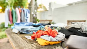 Des services civiques engagés pour La Cravate Solidaire au Mans © iStock