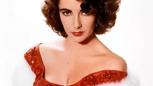 ©  Wiki Commons. Elizabeth Taylor en 1955. Le mythe hollywoodien incarné.