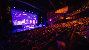 La salle Jean Cocteau bien remplie, tout le monde est prêt - © SQPLCM Baptiste Chanat