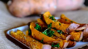 patate douce grillée - © Rajesh Kavasseri via Unsplash