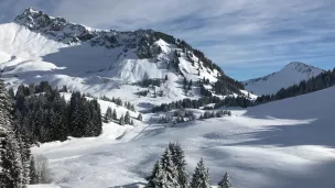 Les Alpes sous la neige - Photo by Catherine Verrecchia on Unsplash
