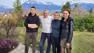 De gauche à droite : Sasha, Patrick, Yulia, et Natalia, l'interprète russe ©RCF Haute-Savoie 