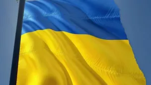 Environ 300 personnes ont manifesté à Lons-le-Saunier pour le peuple ukrainien ©pixabay.com - Mars 2022