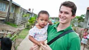 Un jeune volontaire français en mission aux Philippines, en 2011 ©Jean Matthieu GAUTIER/CIRIC